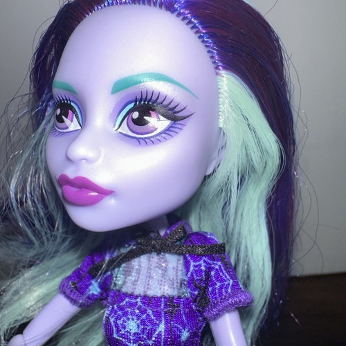 Fève cercueil Twyla poupée Monster High - Photo 5/20