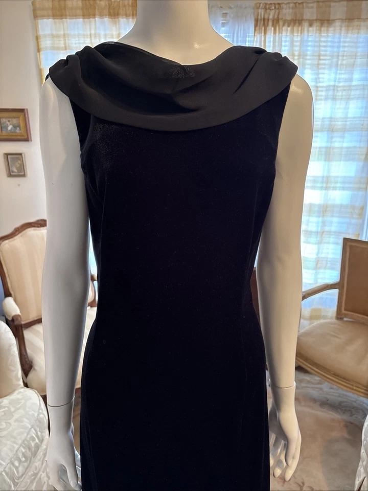 Gorgeous ROBBIE BEE Vintage Black Velvet Formal Evening Gown Dress Size 12 - Image 3 of 4