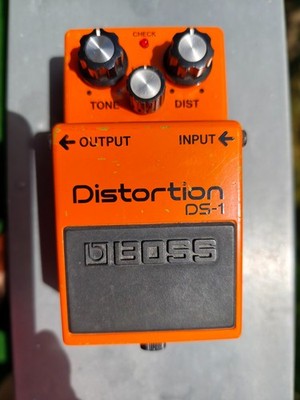 BOSS DS-1,  Distortion Guitar Pedal Effect