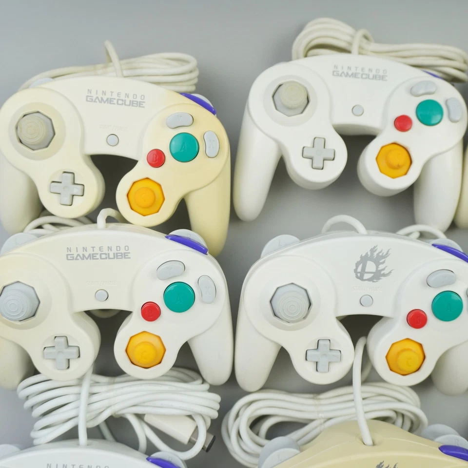 Lot of 14 Nintendo GameCube Controller White Gamepad GC Official #5610 - Image 2 of 4
