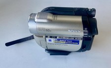 Sony Hybrid 60x Zeiss Optical Zoom Handycam DCR-650 With dvd-rw. Used.