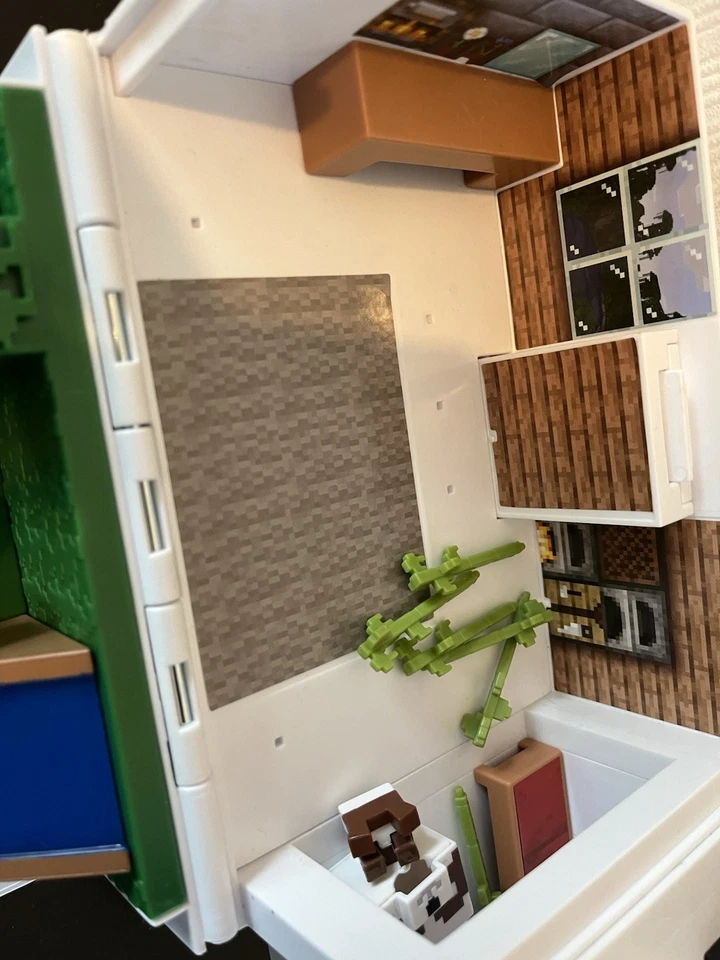 Minecraft Mob Head Minis Panda Playhouse Playset With Figures - Image 3 of 4