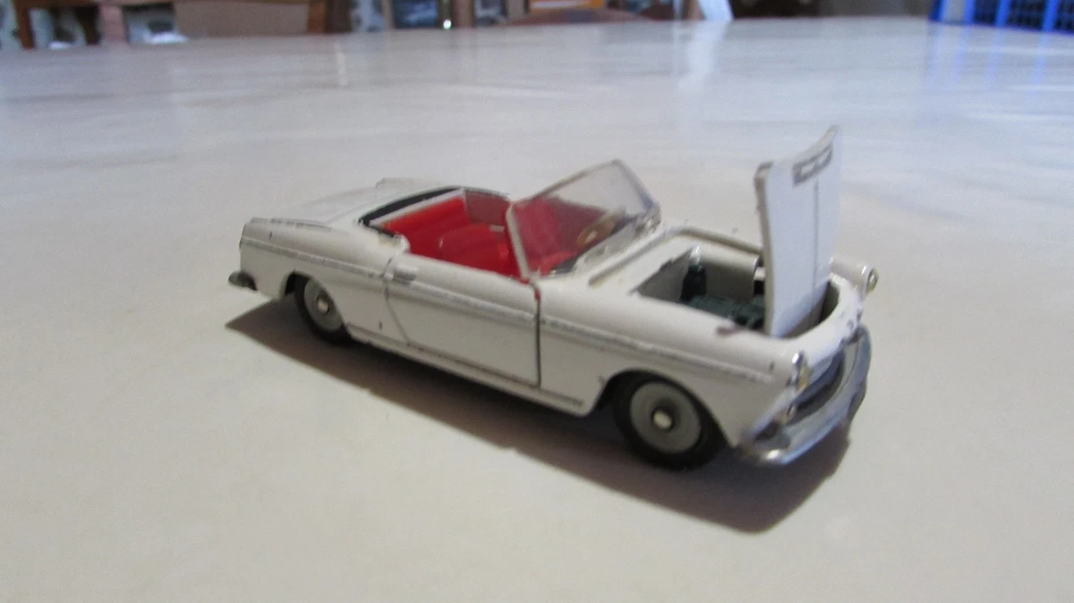 Dinky toys peugeot 404 cabriolet | eBay
