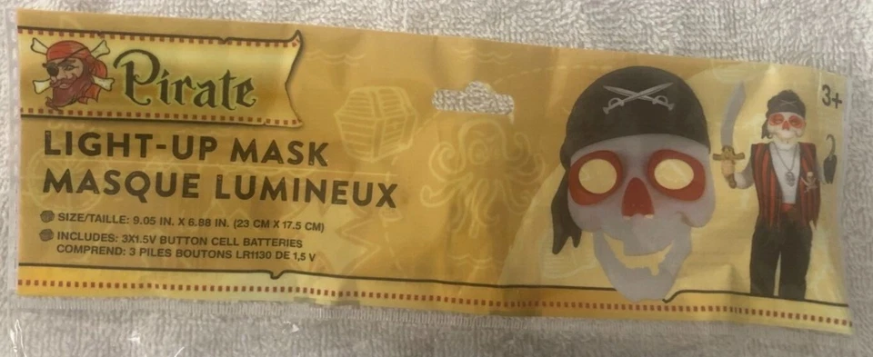 Máscara Iluminada Esqueleto Pirata Nueva 9.05 in x 6.8 in Halloween Edades 3+ W Baterías Foto 4 de 4