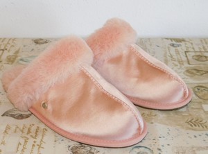 ugg scuffette satin