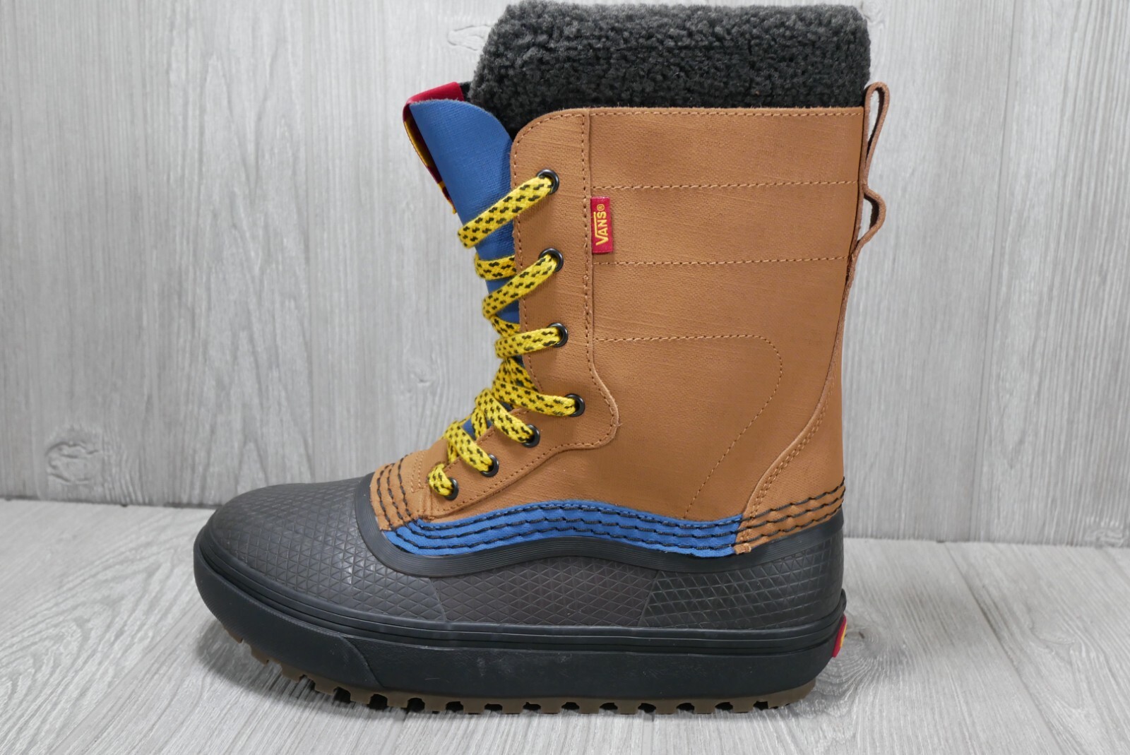 Vans Standard Snow MTE Boots Brown Black Blue