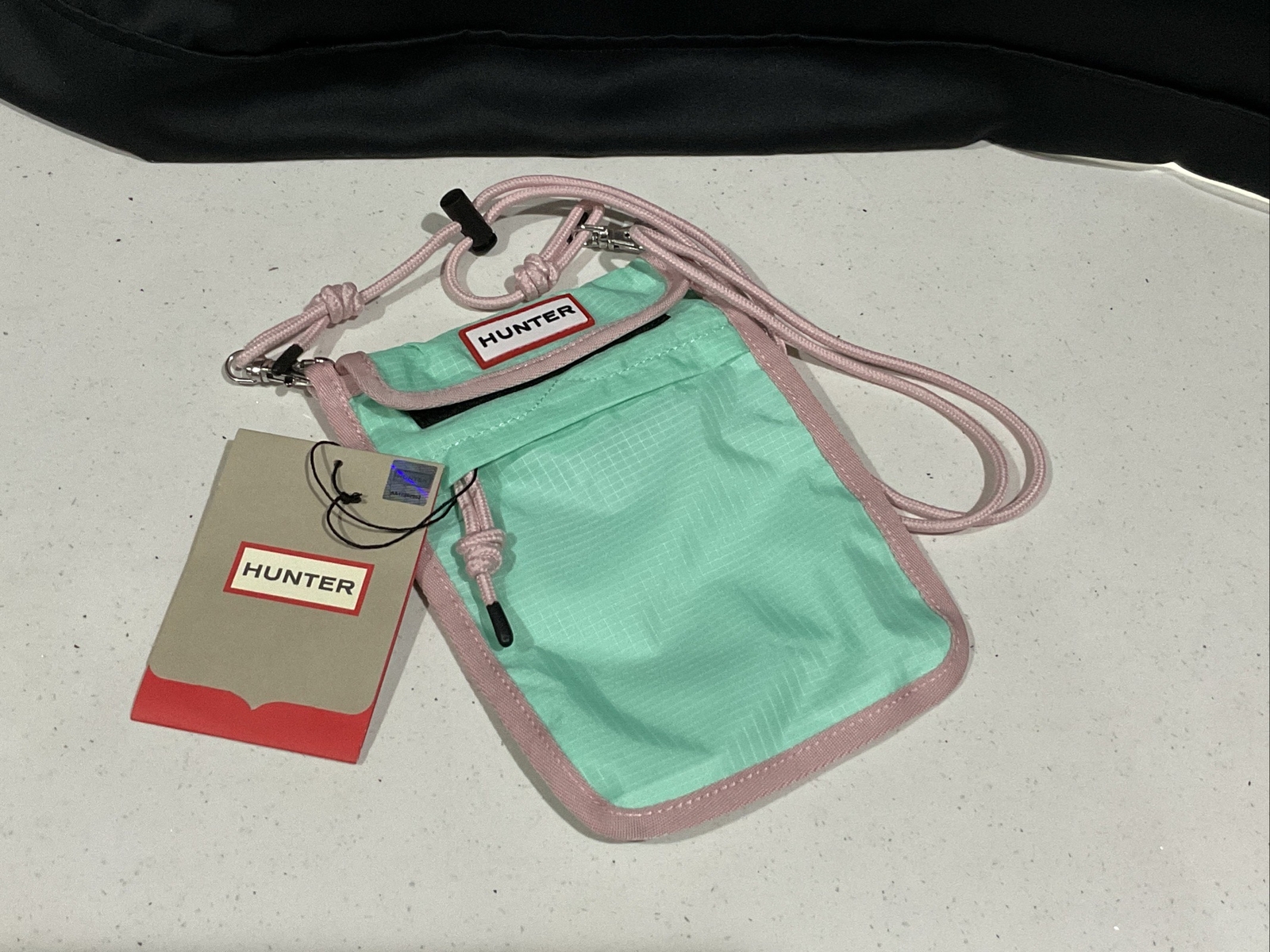 Hunter Packable Phone Pouch New Crossbody Wild Mint Green NWT Concert Carry Bag