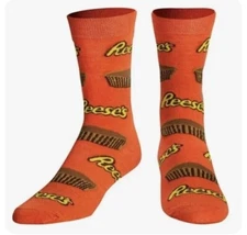 Reese's Peanut Butter Cup Chocolate 2 Pair Crew Socks Size Men 6-12 Woman 8-14