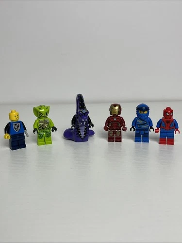 Lot of lego minifigures - 6 Figures