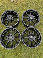 Megane 225/r26 Oz Racing Wheels