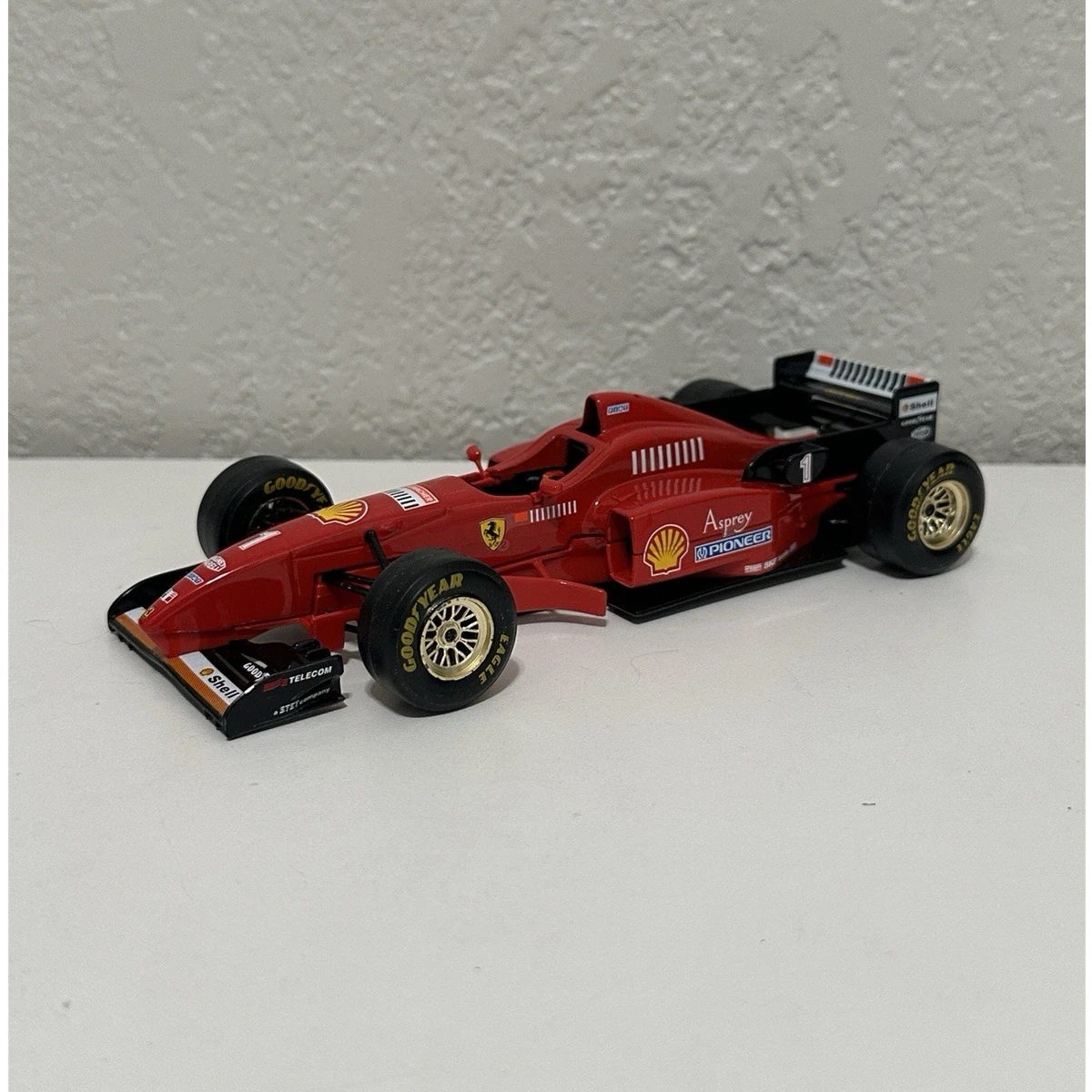 Michael Schumacher Diecast Formula 1 Cars Ferrari 1996 Vehicle