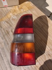 Feu arrière Ford ESCORT