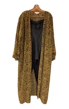 UMGEE 3 Piece Lounge Set: Animal Print Robe & Black Pajamas 1X