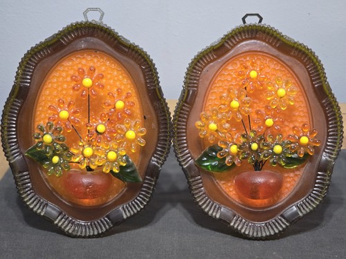 Vtg Pair Of MCM 3D Lucite Floral Wall Plaques 9"x7" 9 Daisy Style Bouquets