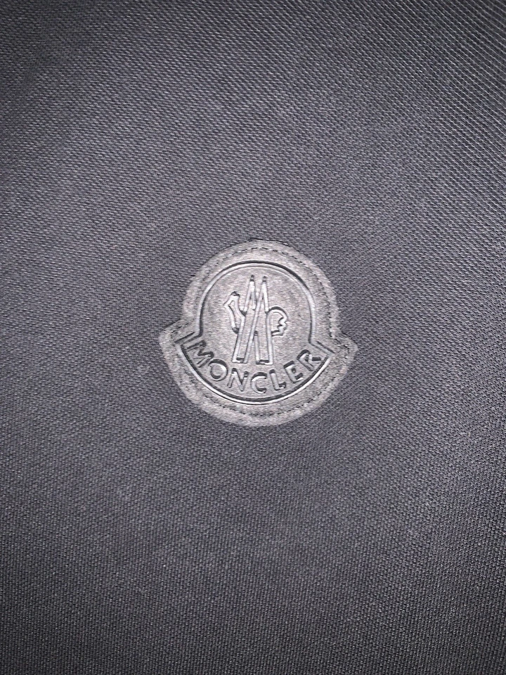 Polo Homme Moncler Noir Logo Ton Sur Ton Taille M - Photo 2/4
