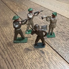 Vintage Lot 4 Lead Toy Soldiers Radio Man Bugler Rifle Men