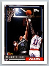 1992-93 Topps - Manute Bol #175