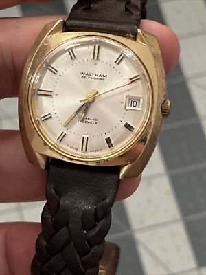 Waltham Automatic Swiss Watch Incabloc 17 Jewels Mens Runs 1970