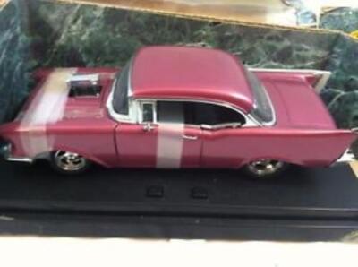 1:18 Ertl Chevy Bel Air '57 Street Machine 'Ready to Rumble' red