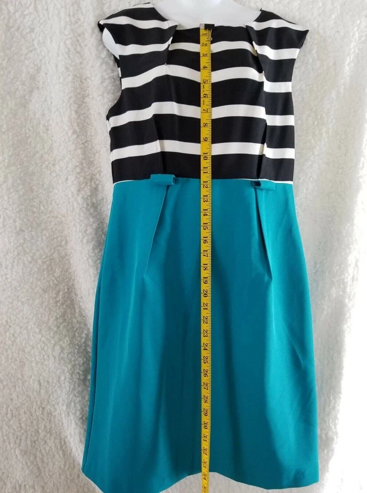 Emma & Michele Sheath Dress Size 12 Sleeveless Blue White Stripe Knee Length  - Image 3 of 4