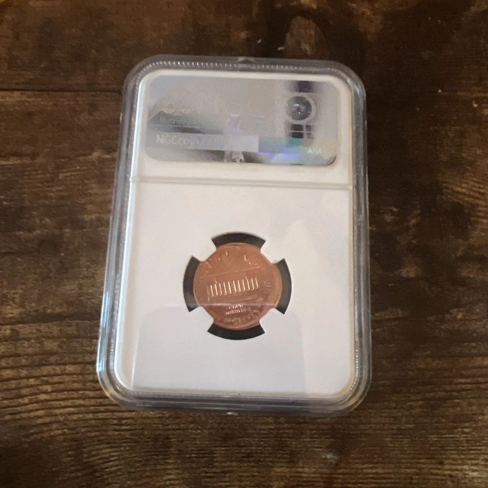 01 US Lincoln Penny 1c Struck Off-Center Mint Error NEEC Don’t Tread On Me Coin - Image 3 of 3