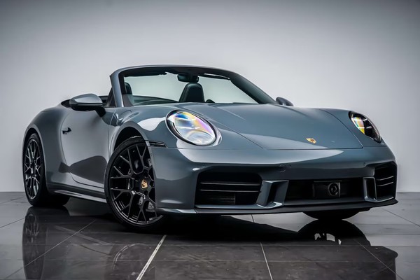 eBay - 2025 Porsche 911 3.0T 992 Carrer...