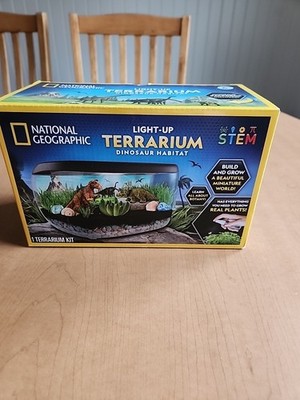 NATIONAL GEOGRAPHIC Light Up Terrarium Kit Dinosaur Habitat STEM Botany NIB