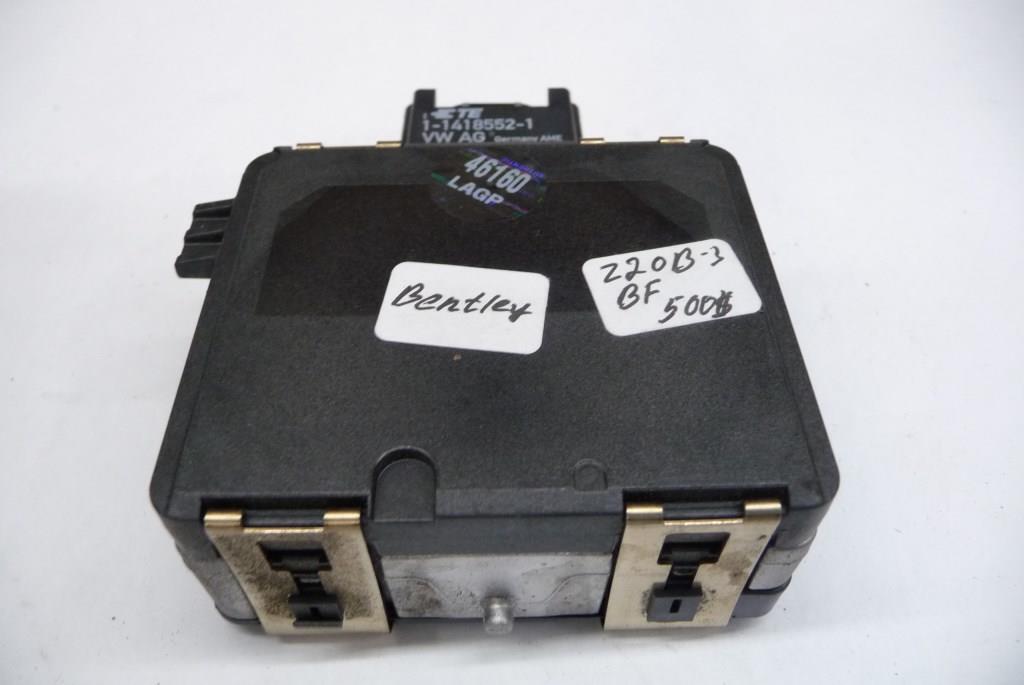 2016-2022 Bentley Bentayga Blind Spot Radar Sensor 4M0907566E OEM A1