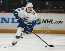 Vancouver Canucks Elias Pettersson Signed Autographed 8x10 NHL Photo JSA COA #11