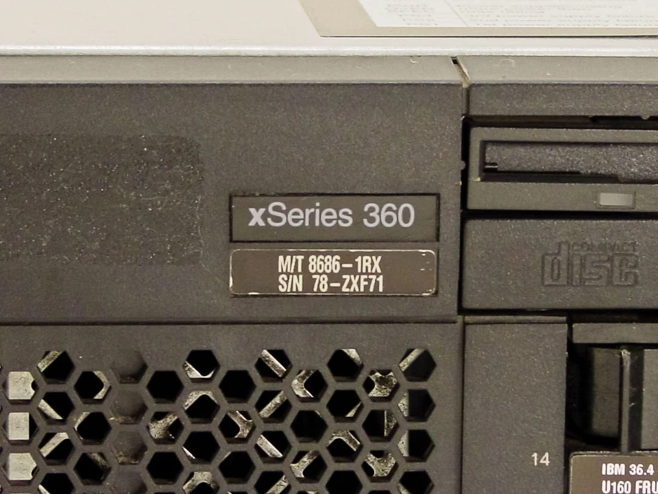 IBM 8686-1RX 19" Rack Server xSeries 360 E w/3x 36.4 GB FRU 06P5759 Hard Drives - Image 4 of 4