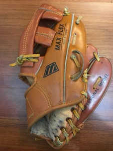 pre wash goalkeeper gloves