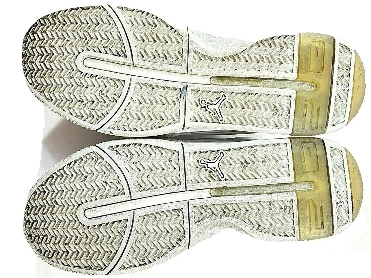 NIKE 2008 Air Jordan Old School 2 Low Sz 9 White Metallic Silver‎ 343065-101. Jordan 2 Retro  main image 3