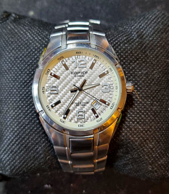 Casio Edifice EF-126 Herren Quarz Uhr Edelstahl silber 100m Datum analog