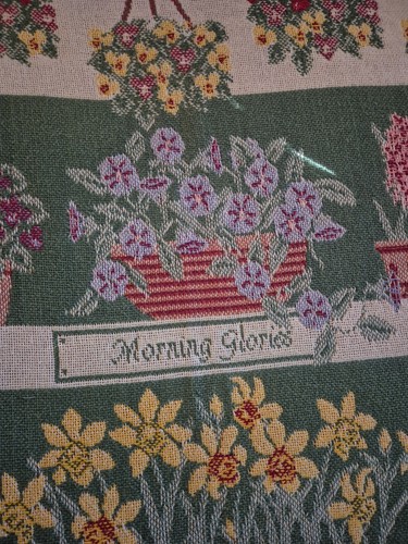 Vintage American Farmhouse Woven Tapestry Throw Blanket - 193cm L x 128cm W - Picture 19 of 24