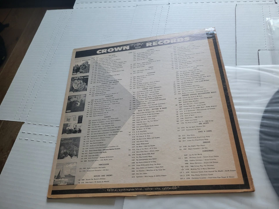 HOWLIN' WOLF - Howling Wolf Sings The Blues 1962 DELTA BLUES Mono Crown LP - Image 4 of 4