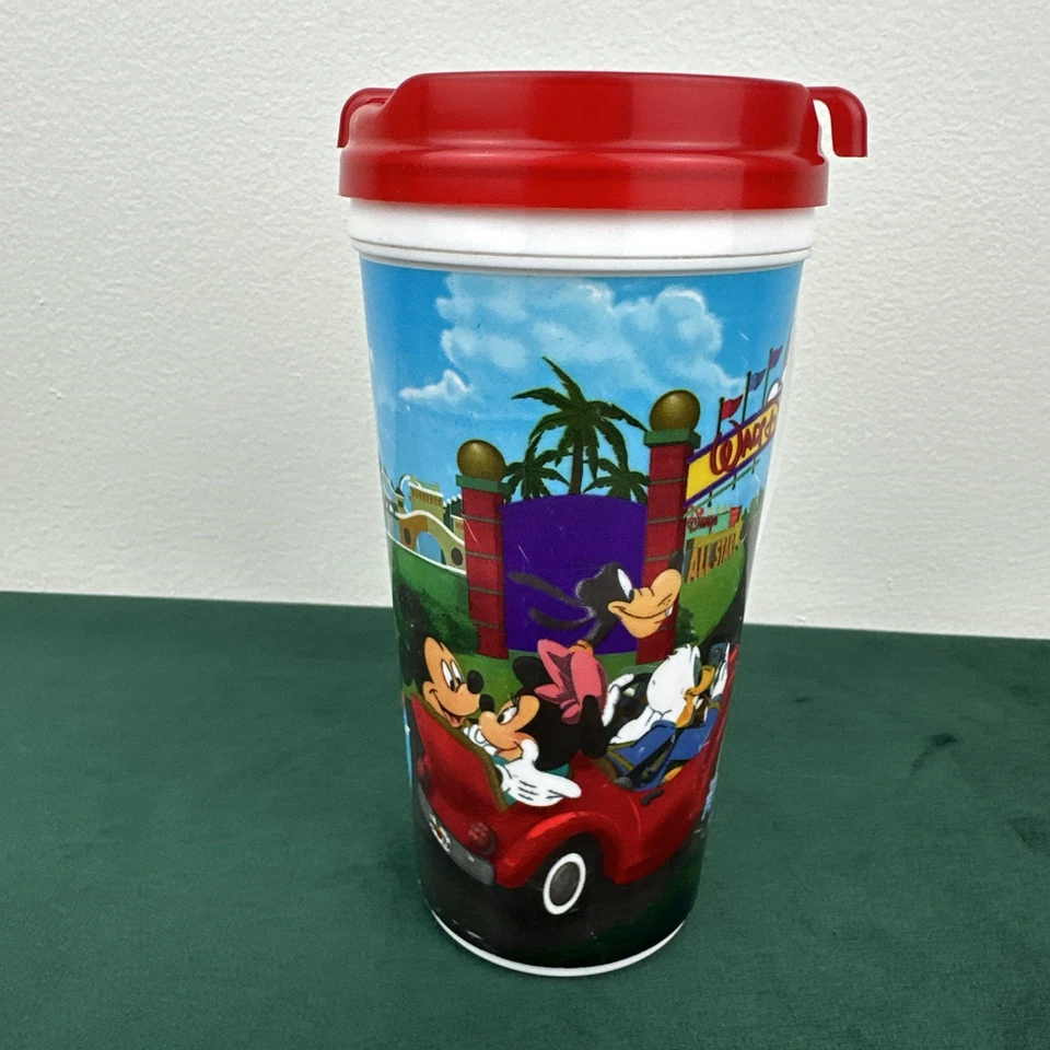 Taza de viaje Walt Disney World Resort con tapa y asa, recuerdo de parque temático Foto 2 de 4