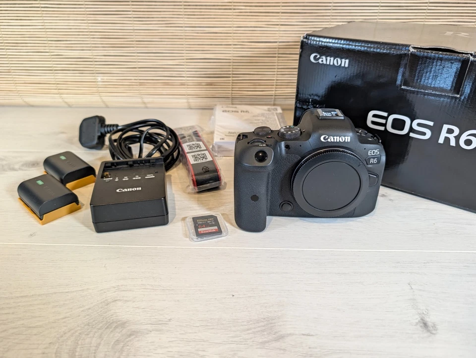 Canon EOS R6, photo 1 of 5
