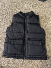 Vest puffer Boy Old Navy size black size 5T