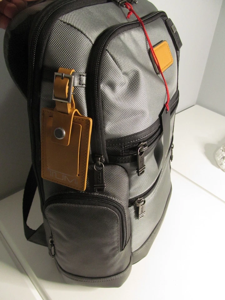 Mochila TUMI Parrish-15" Bolsillo para Laptop, Negro, Gris, Acentos de Cuero Sillín-NUEVO CON ETIQUETAS Foto 2 de 4