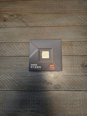 AMD Ryzen 5 7600X 6-Core, 12-Thread Unlocked Desktop Processor