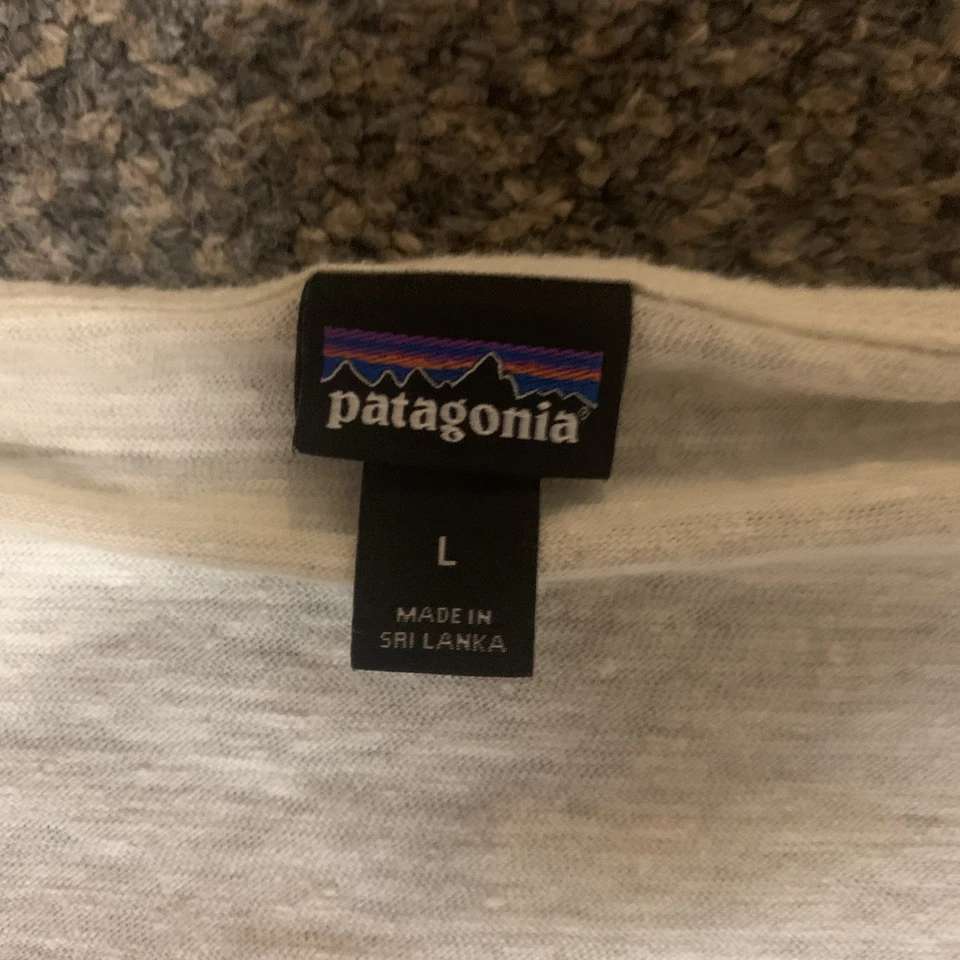 Женская футболка размер L Patagonia белая кремовая - Изображение 2 из 4