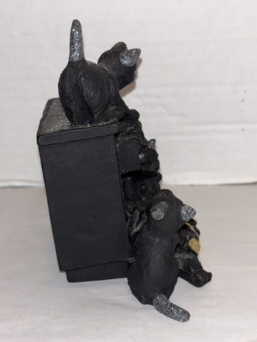 Zadar Borelli Volcanic Lava Rock Black Cats Kittens Figurine Croatia Statue - Picture 8 of 11