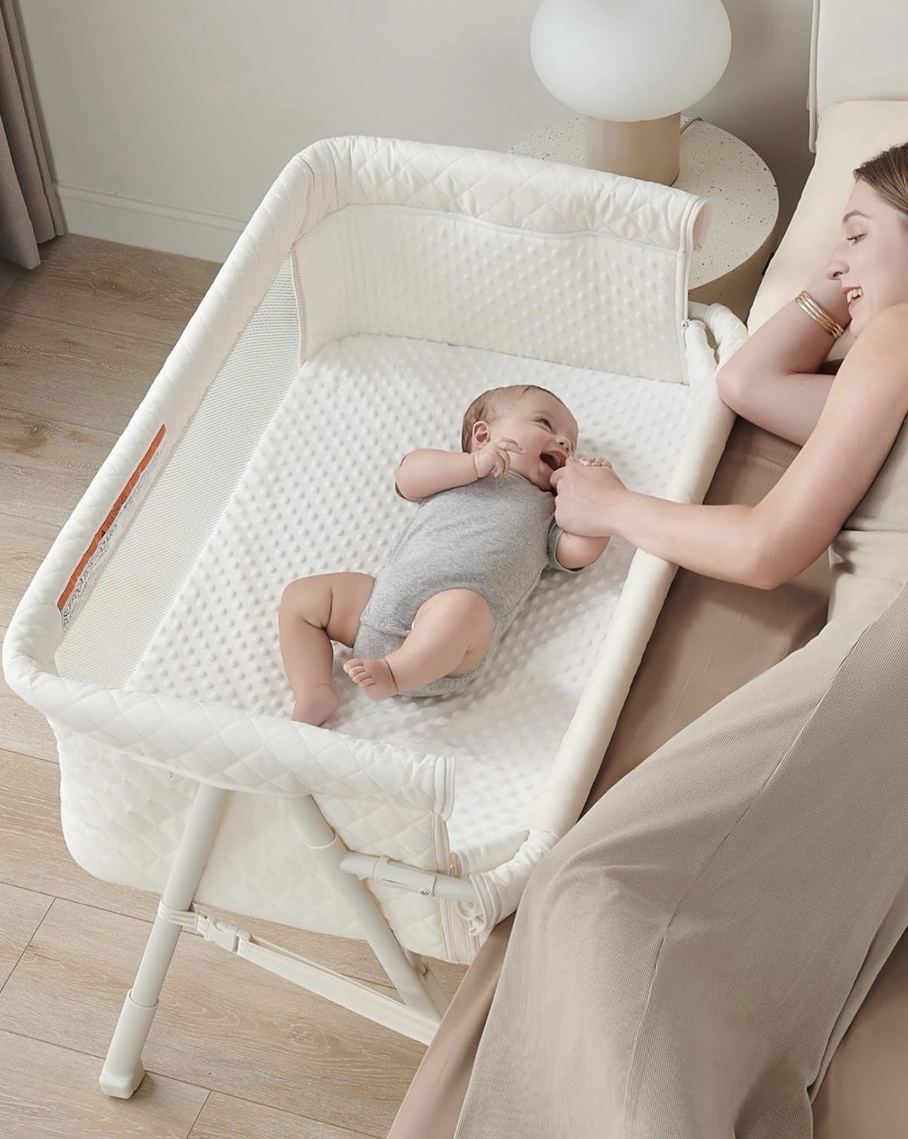 New AirClub Bassinet Bedside Sleeper Baby Crib Newborn Cream