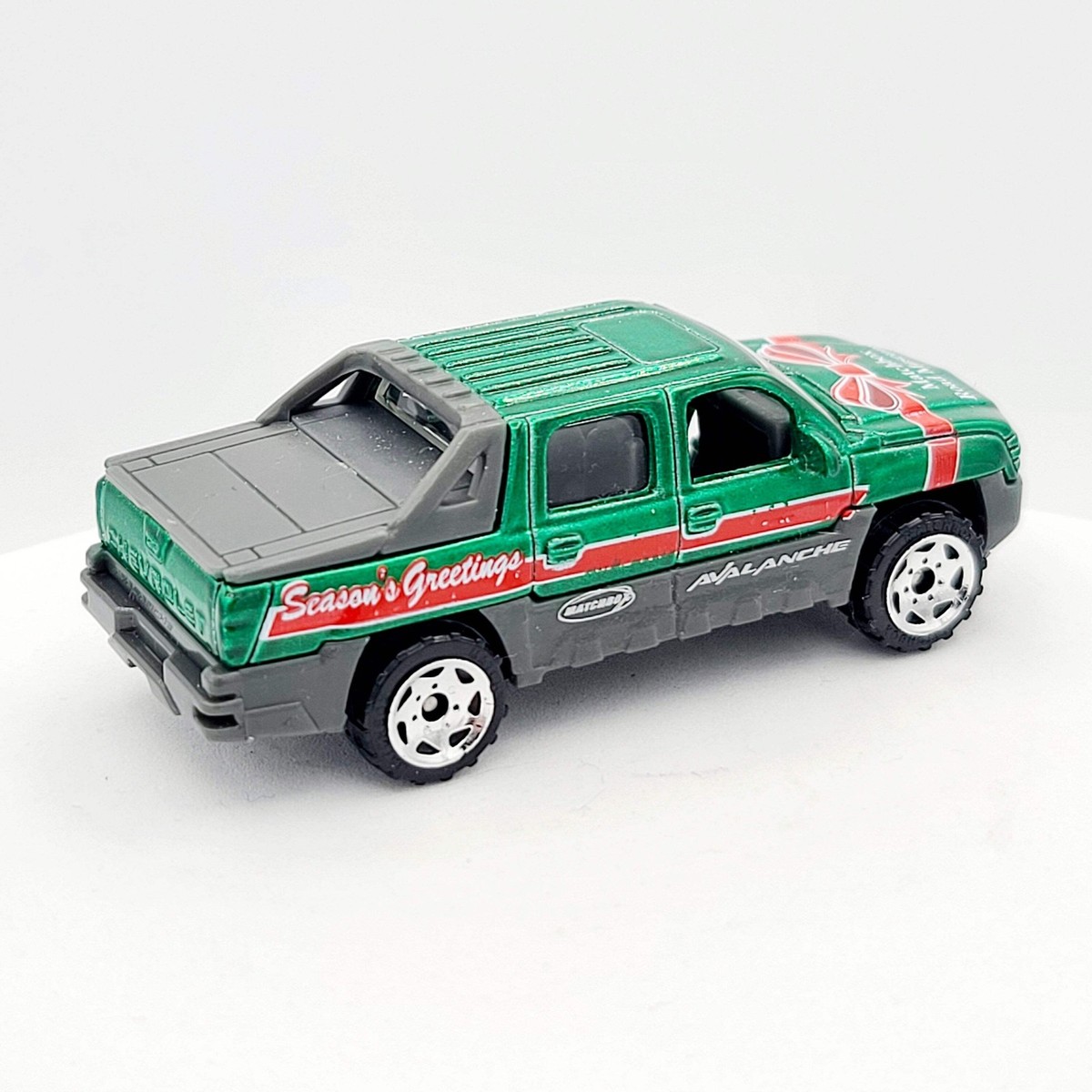 Matchbox '02 Chevy Avalanche Pick-up Truck 