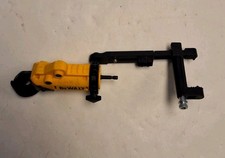 Dewalt 18ga Shear Attachment Model DWASHRIR Pre-owned