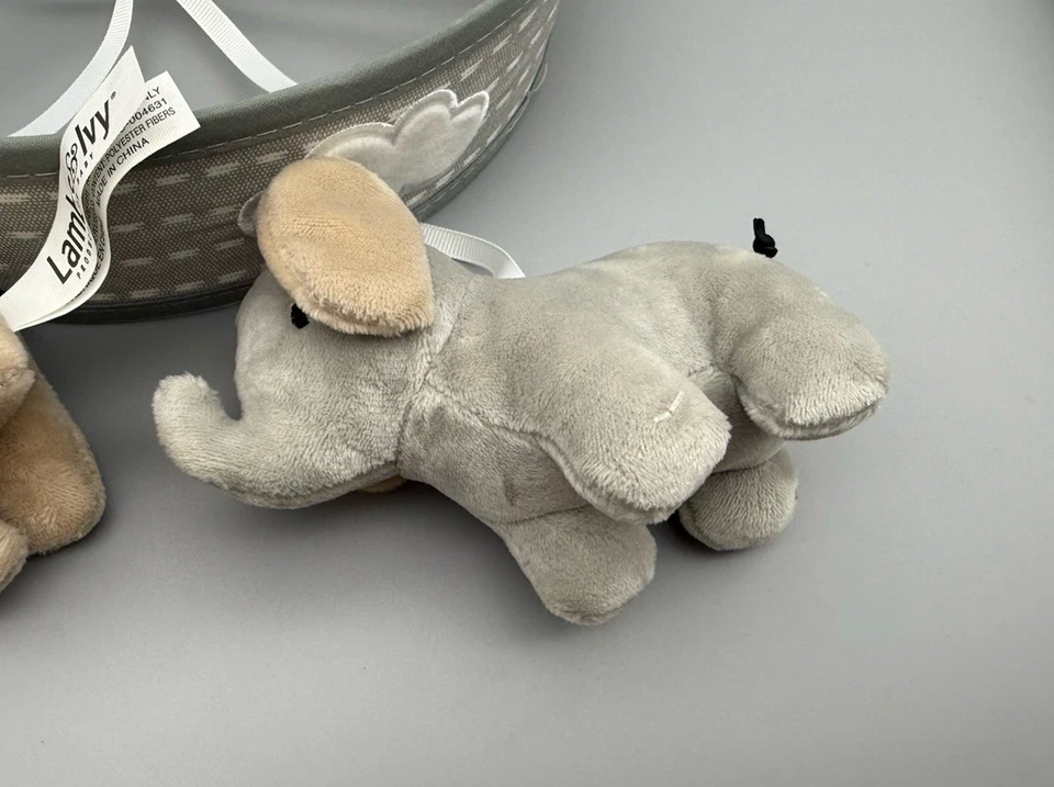 Lambs & Ivy Jungle Safari Baby Crib Mobile Lions Elephants Giraffe Neutral - Image 4 of 4