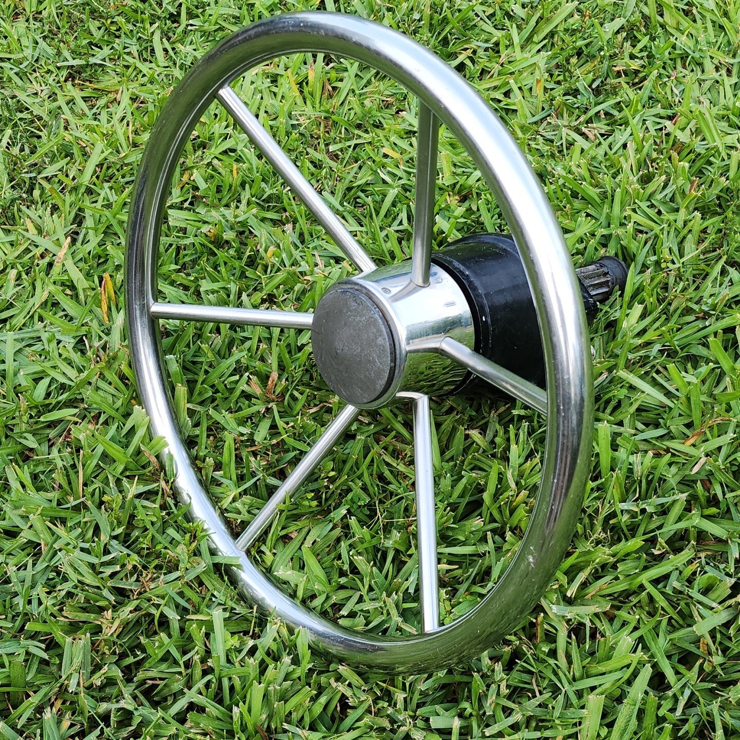 Vtg 1980's SEA RAY Cruiser Boat Steering Wheel Mount Assy Rack Helm 15