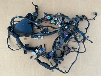 2013 Subaru Outback Legacy Engine Wiring Harness With Fuse Box OEM