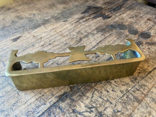 Antique Early 19th C Miniature fireplace display brass fender - 第 1/9 張圖片