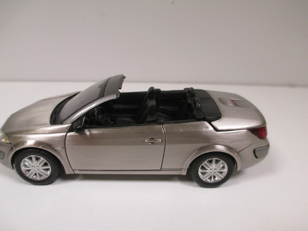 Norev 1/43 - Renault Megane Coupé 2003 - Miniature Collection (Très Bon état + Boîte)